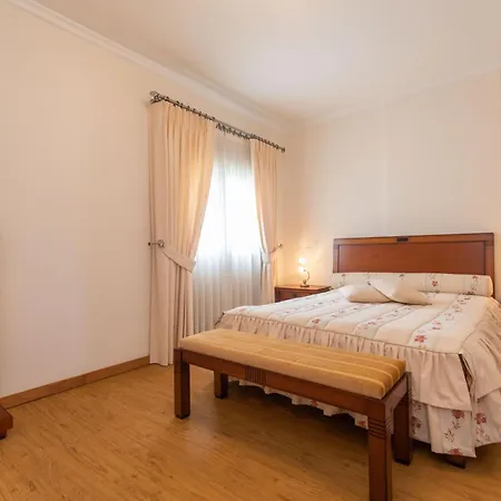 Anadia Penthouse Duplex By Rent-a-key Funchal (Madeira)