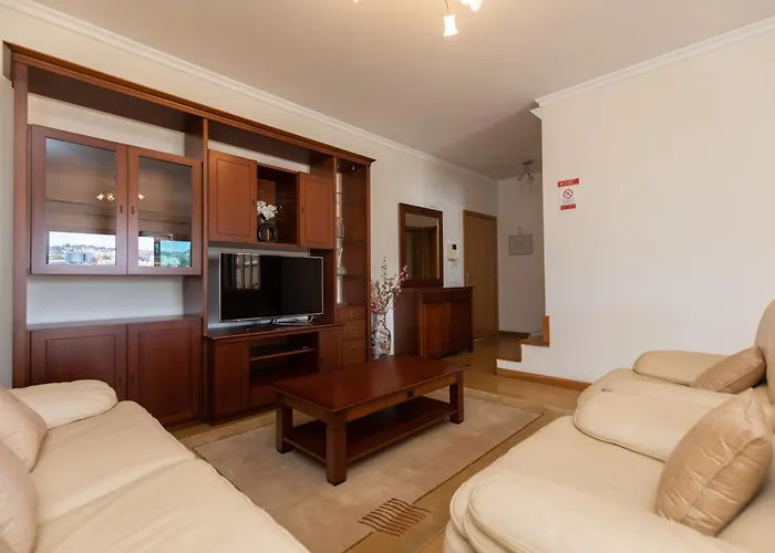 Anadia Penthouse Duplex By Rent-a-key Funchal (Madeira)